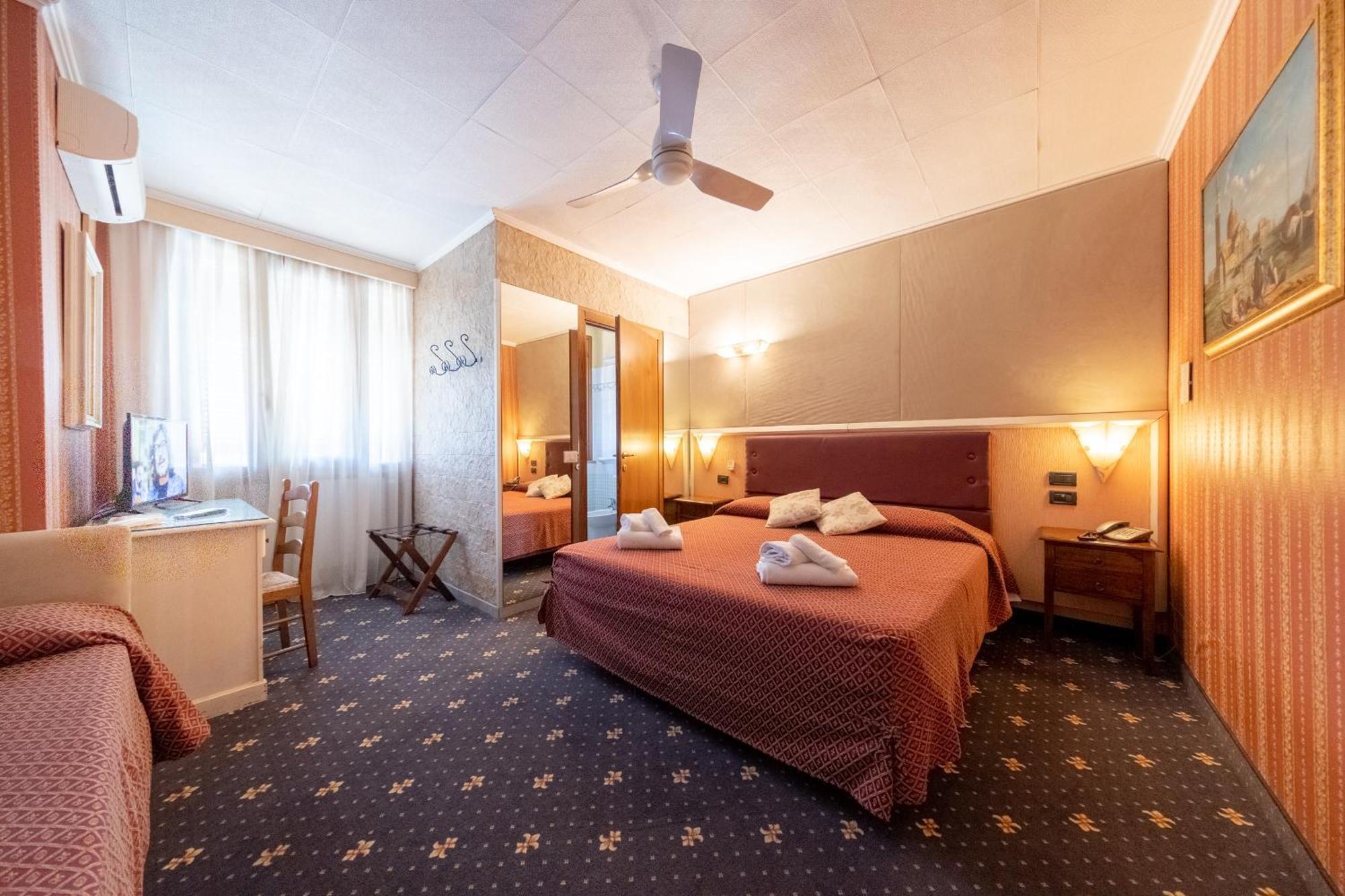 Holiday Rooms Antica Badia Volterra Dış mekan fotoğraf