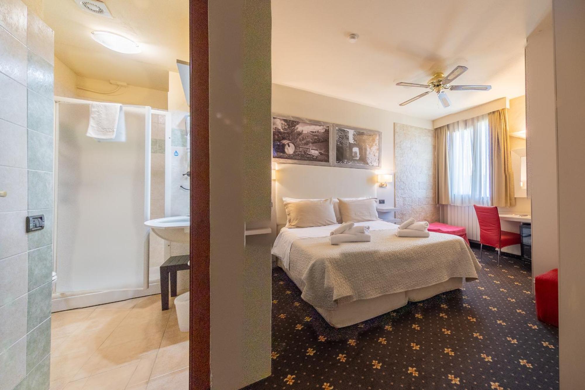 Holiday Rooms Antica Badia Volterra Dış mekan fotoğraf