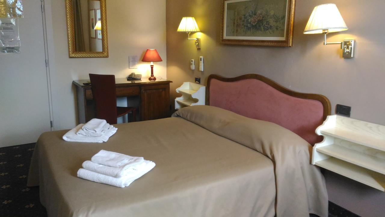 Holiday Rooms Antica Badia Volterra Dış mekan fotoğraf
